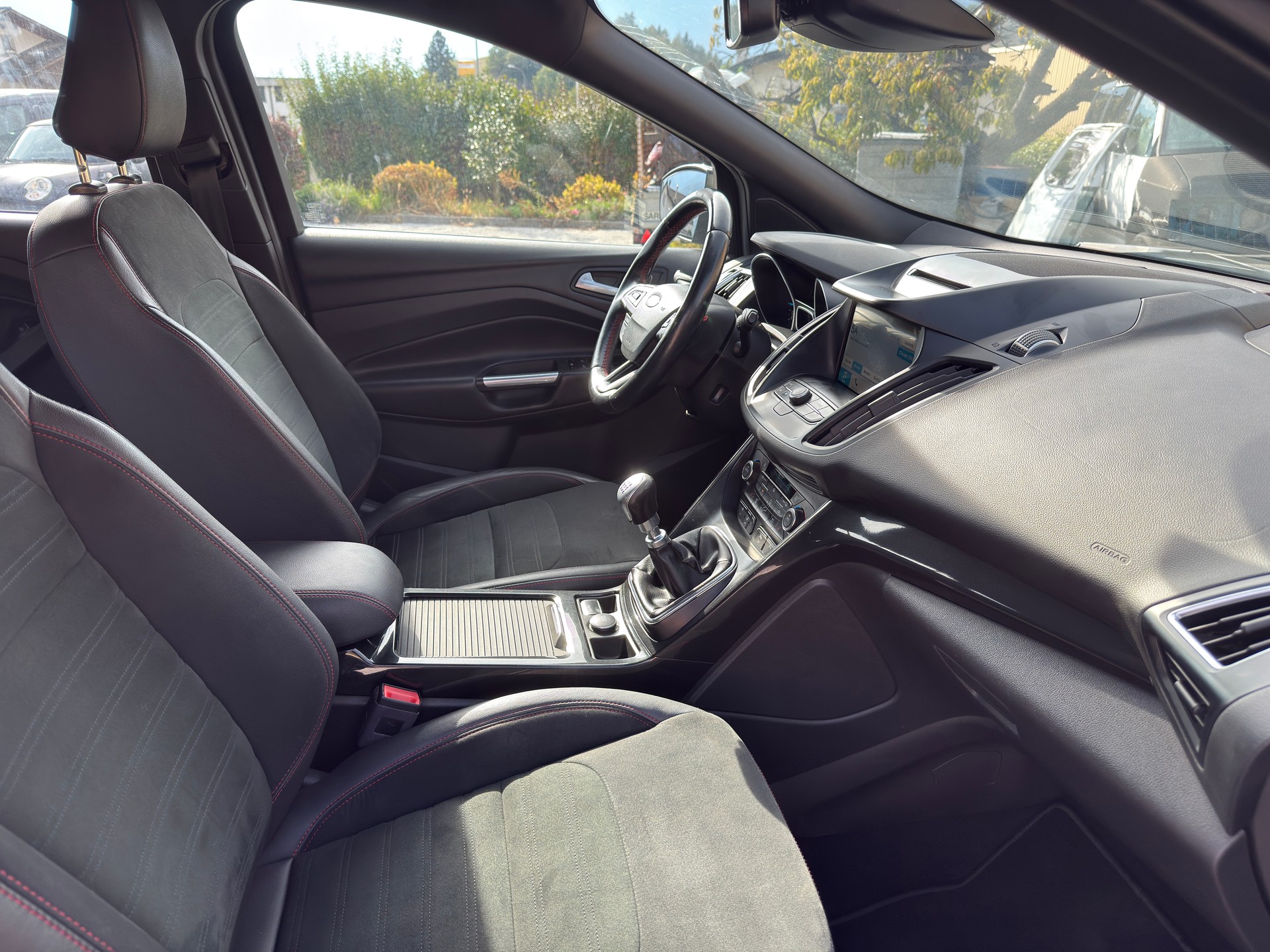 FORD 2.0 TDCi 150 ST-Line-image-3