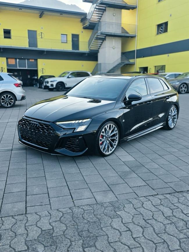 AUDI RS3 Sportback 2.5 TSI quattro S-tronic-image-5