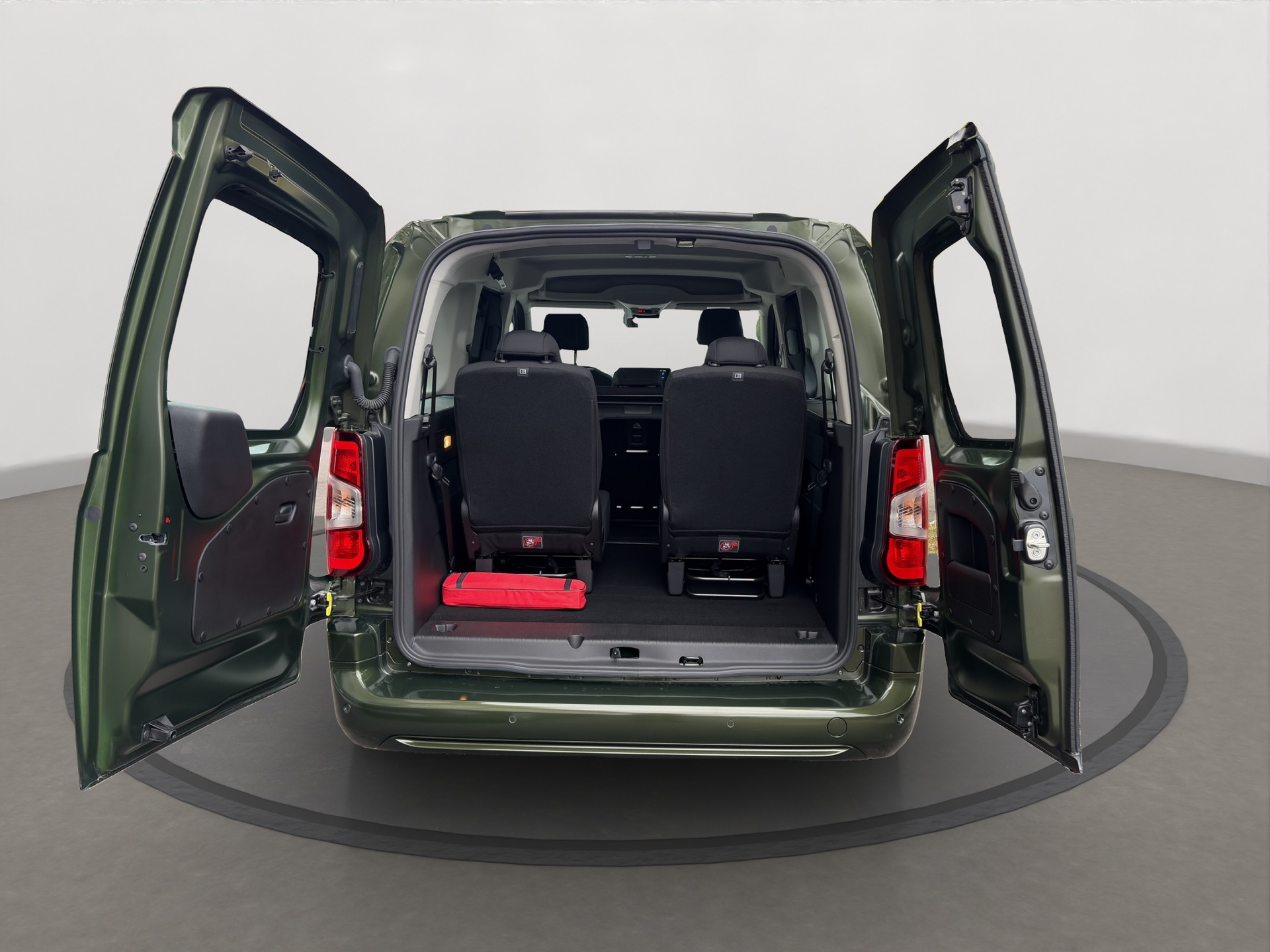 TOYOTA Proace City Verso 1.5 Comfort Long-image-4