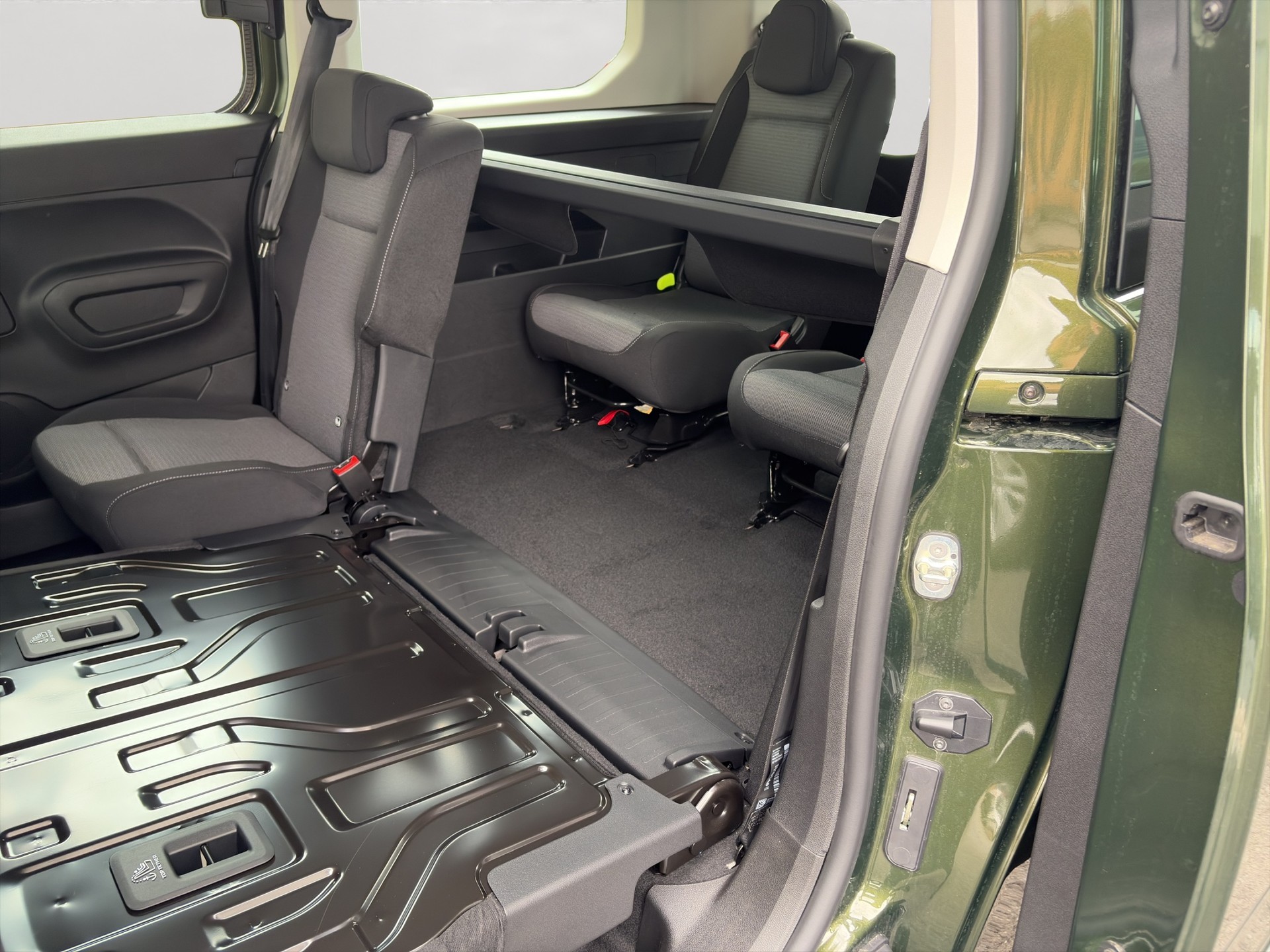 TOYOTA Proace City Verso 1.5 Comfort Long-image-7