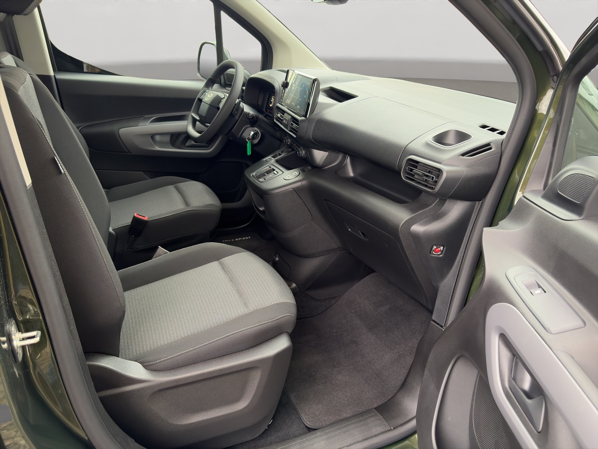 TOYOTA Proace City Verso 1.5 Comfort Long-image-8