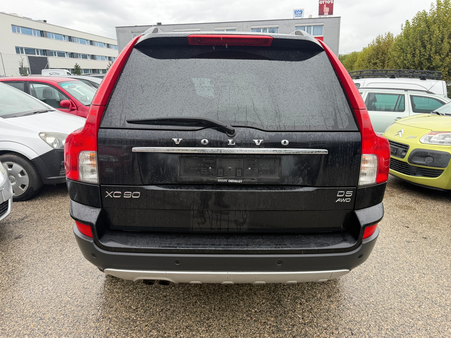VOLVO XC90 D5 AWD Kinetic Geartronic-image-3