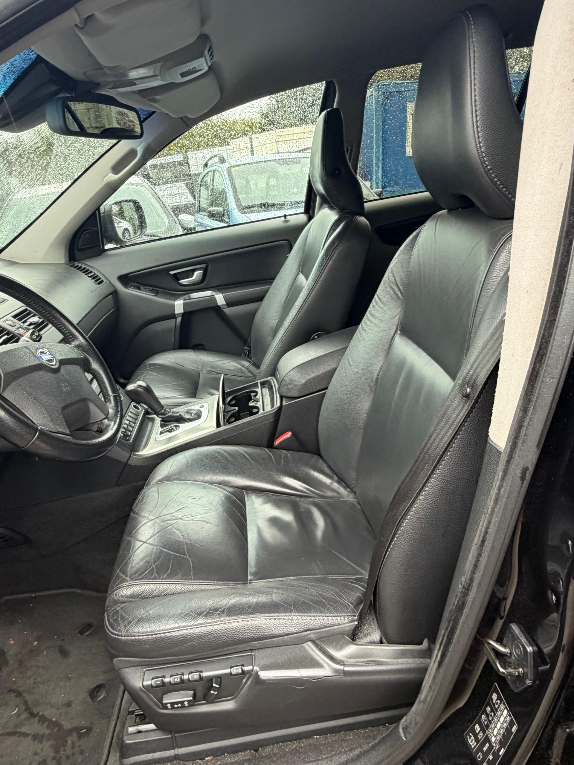 VOLVO XC90 D5 AWD Kinetic Geartronic-image-7