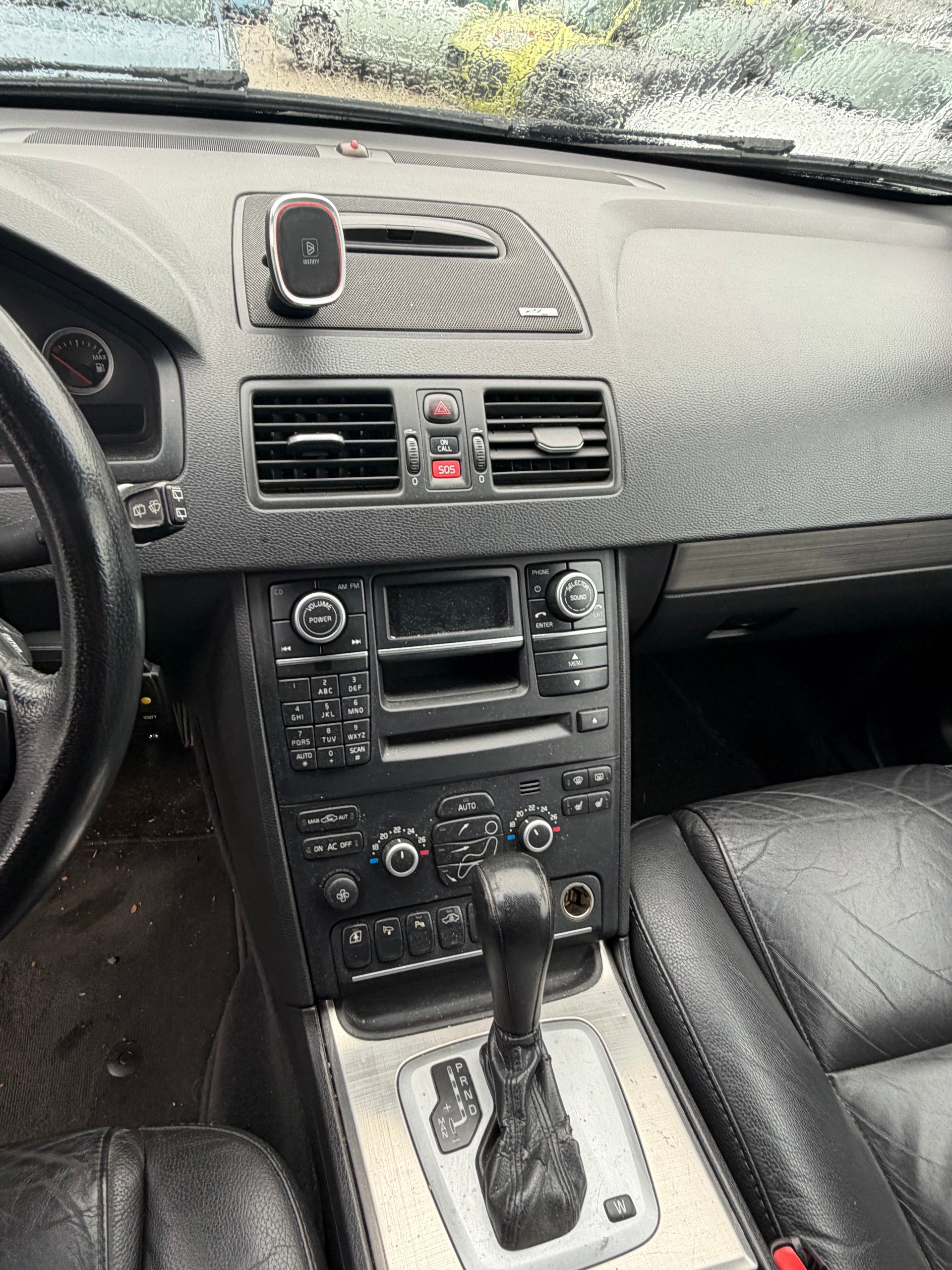 VOLVO XC90 D5 AWD Kinetic Geartronic-image-8