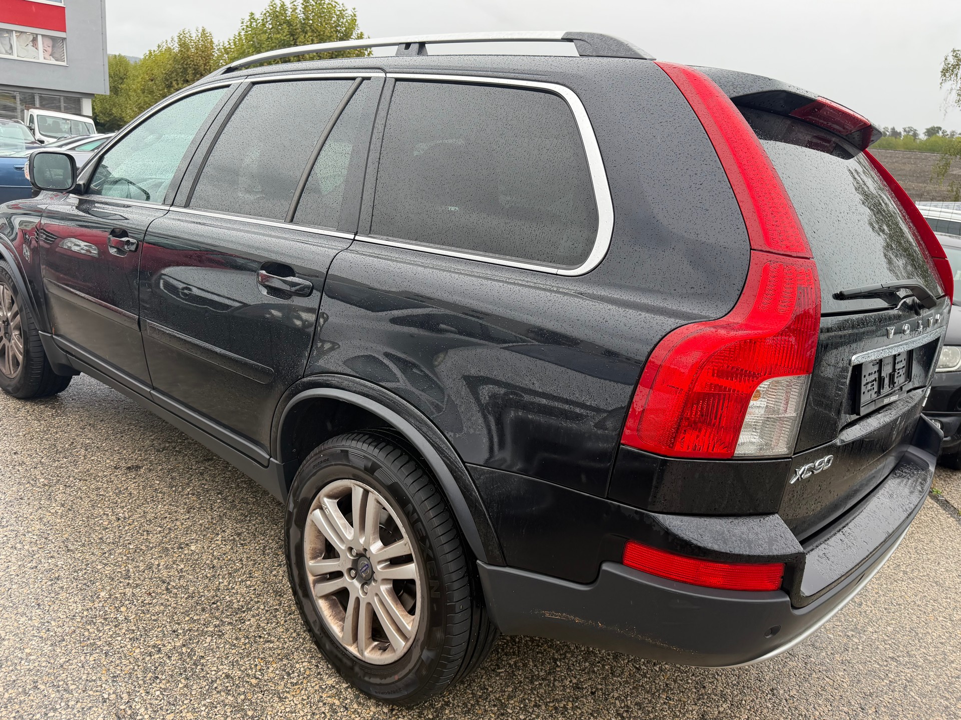 VOLVO XC90 D5 AWD Kinetic Geartronic-image-5