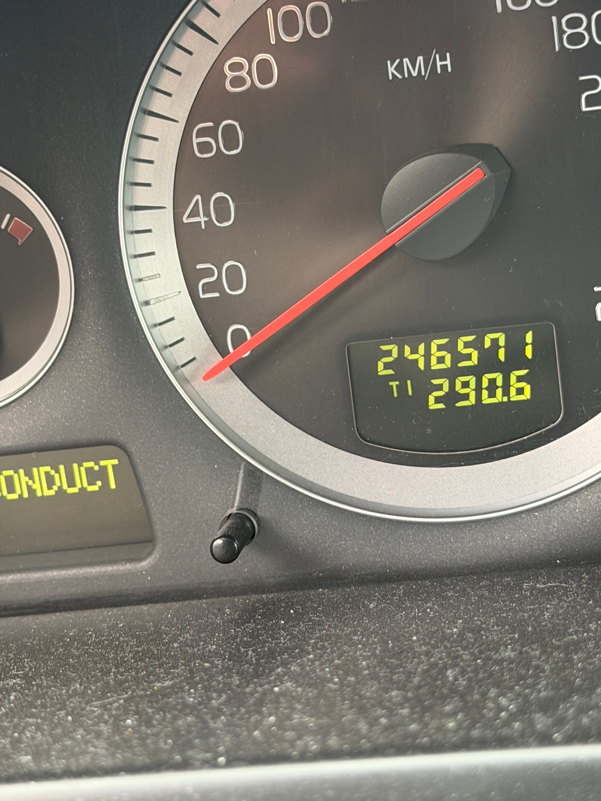 VOLVO XC90 D5 AWD Kinetic Geartronic-image-10