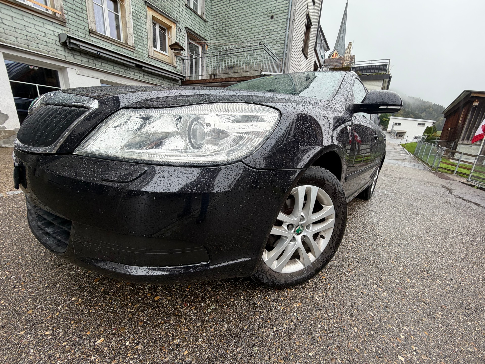 SKODA Octavia Combi 1.6 TDI Ambition 4x4-image-2