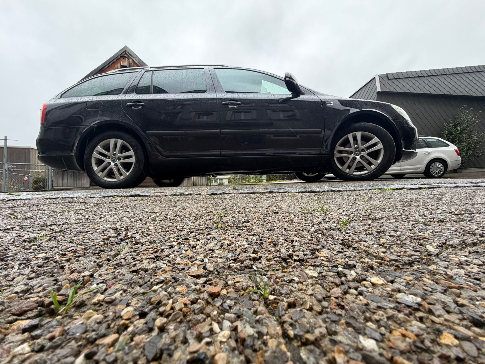SKODA Octavia Combi 1.6 TDI Ambition 4x4-image-5