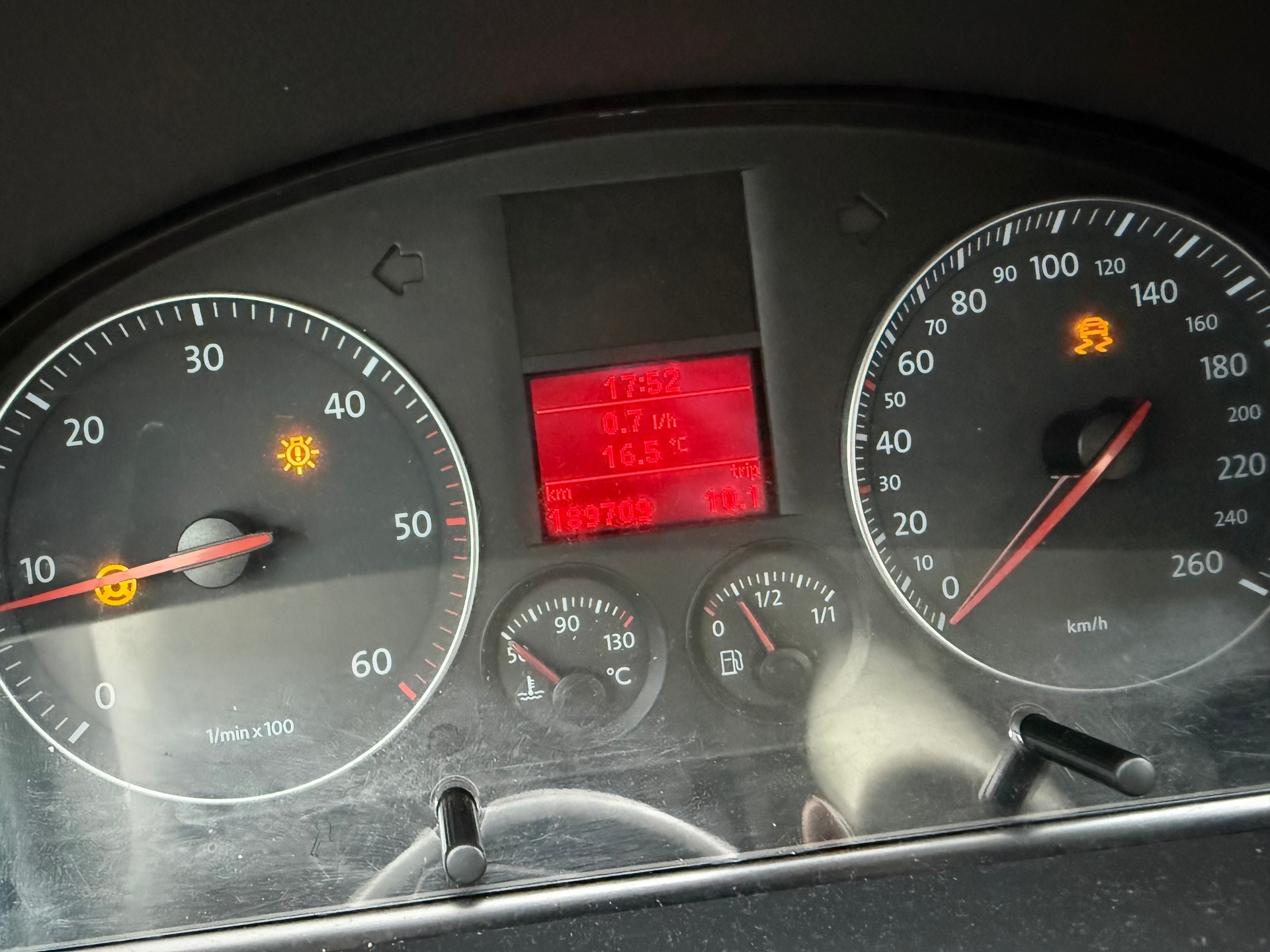 PEUGEOT 208 1.2 VTI Active-image-10