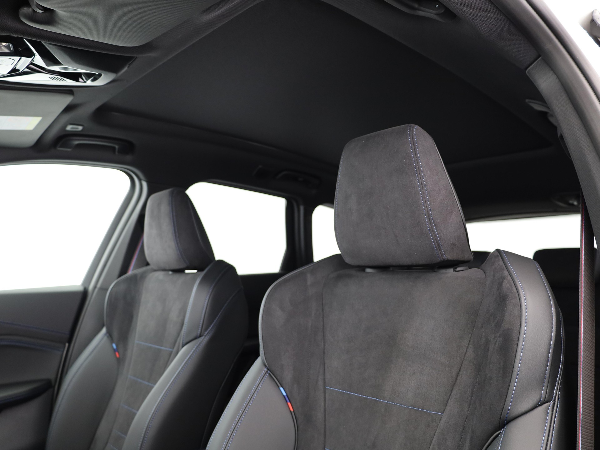 BMW iX1 U11 30 xDrive-image-11