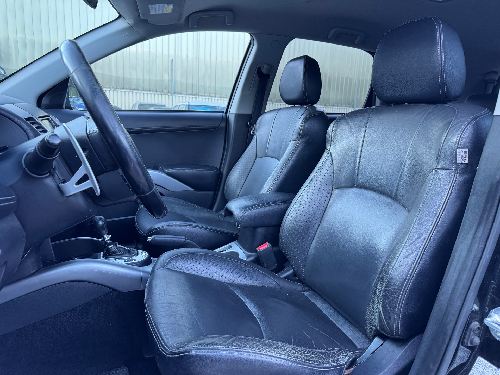 PEUGEOT 4007 2.2 HDi Dynamic-image-8