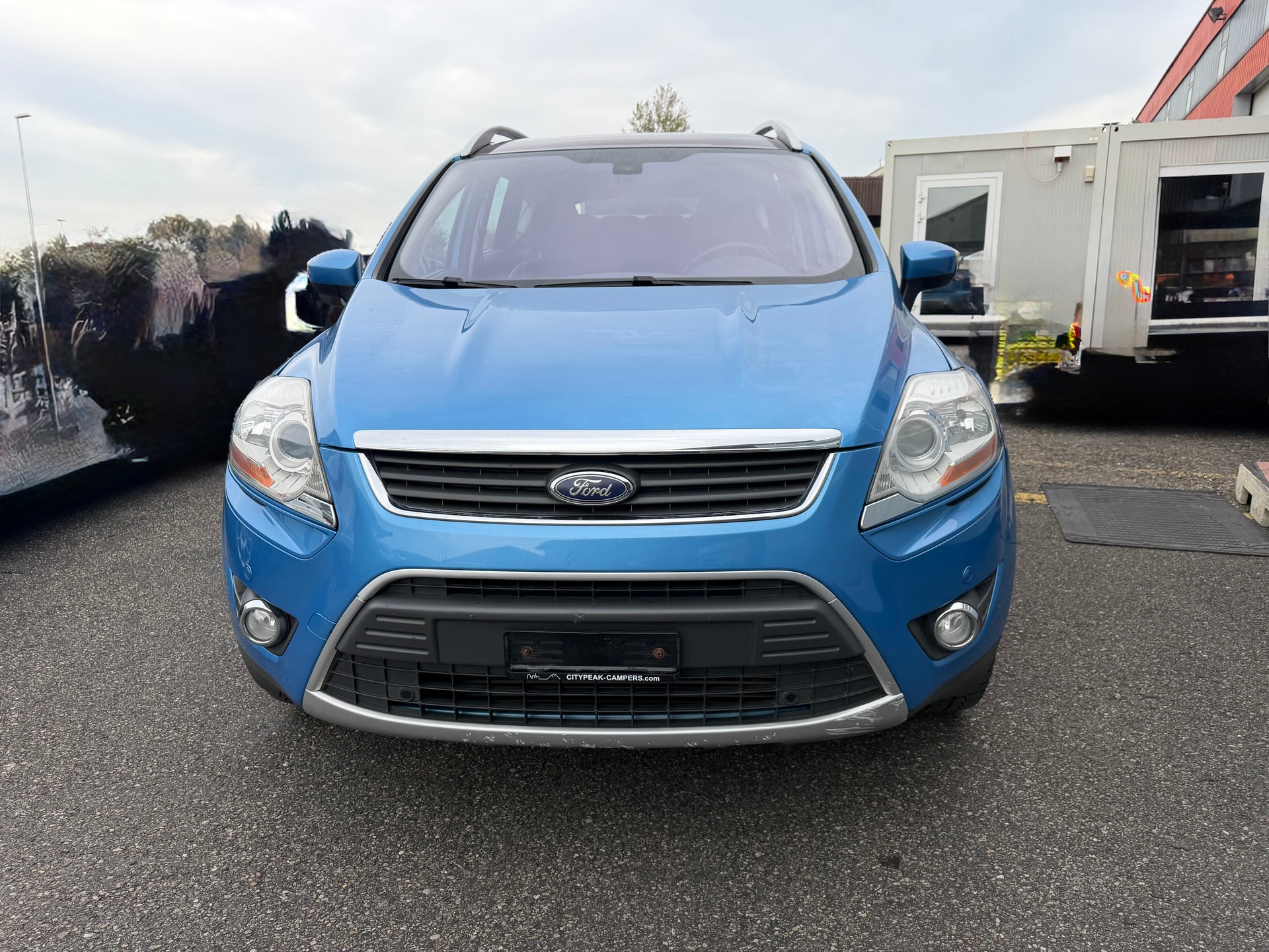 FORD Kuga 2.5 Turbo Titanium 4WD-image-2