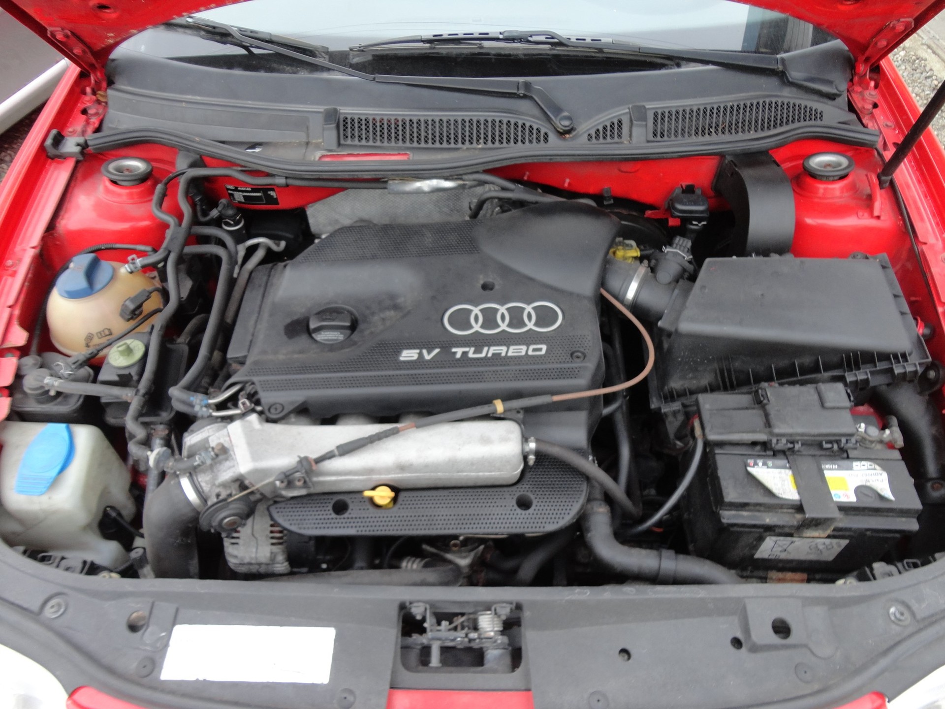 AUDI A3 1.8 T Attraction-image-7