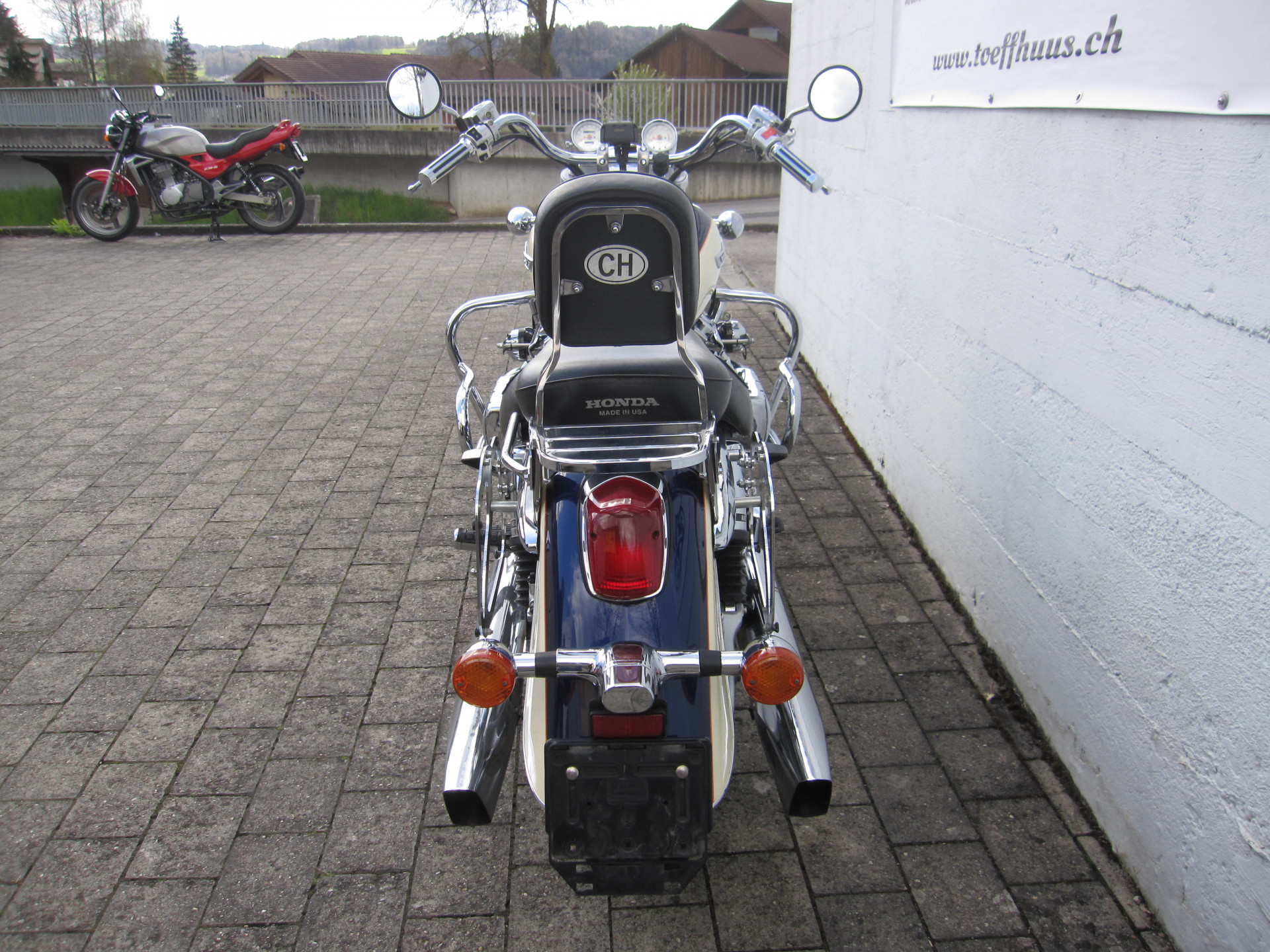HONDA GL 1500 C F6 Custom-showroom-element-1