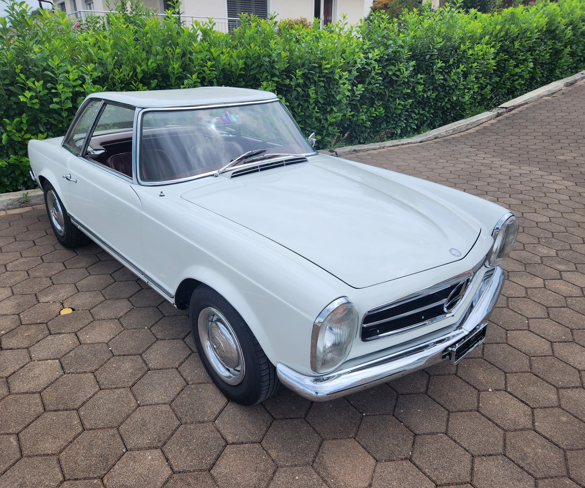 MERCEDES-BENZ SL 230 Cabriolet Pagode-image-5