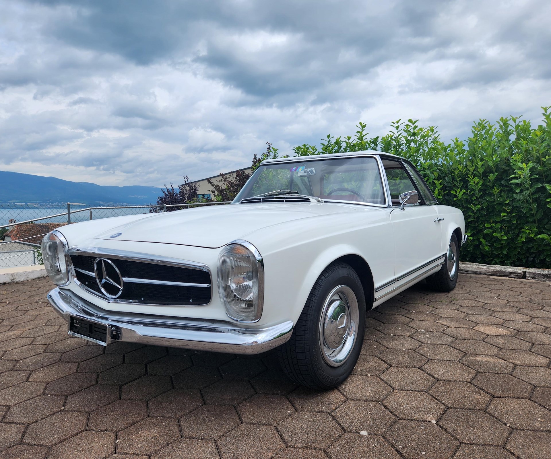 MERCEDES-BENZ SL 230 Cabriolet Pagode-image-4