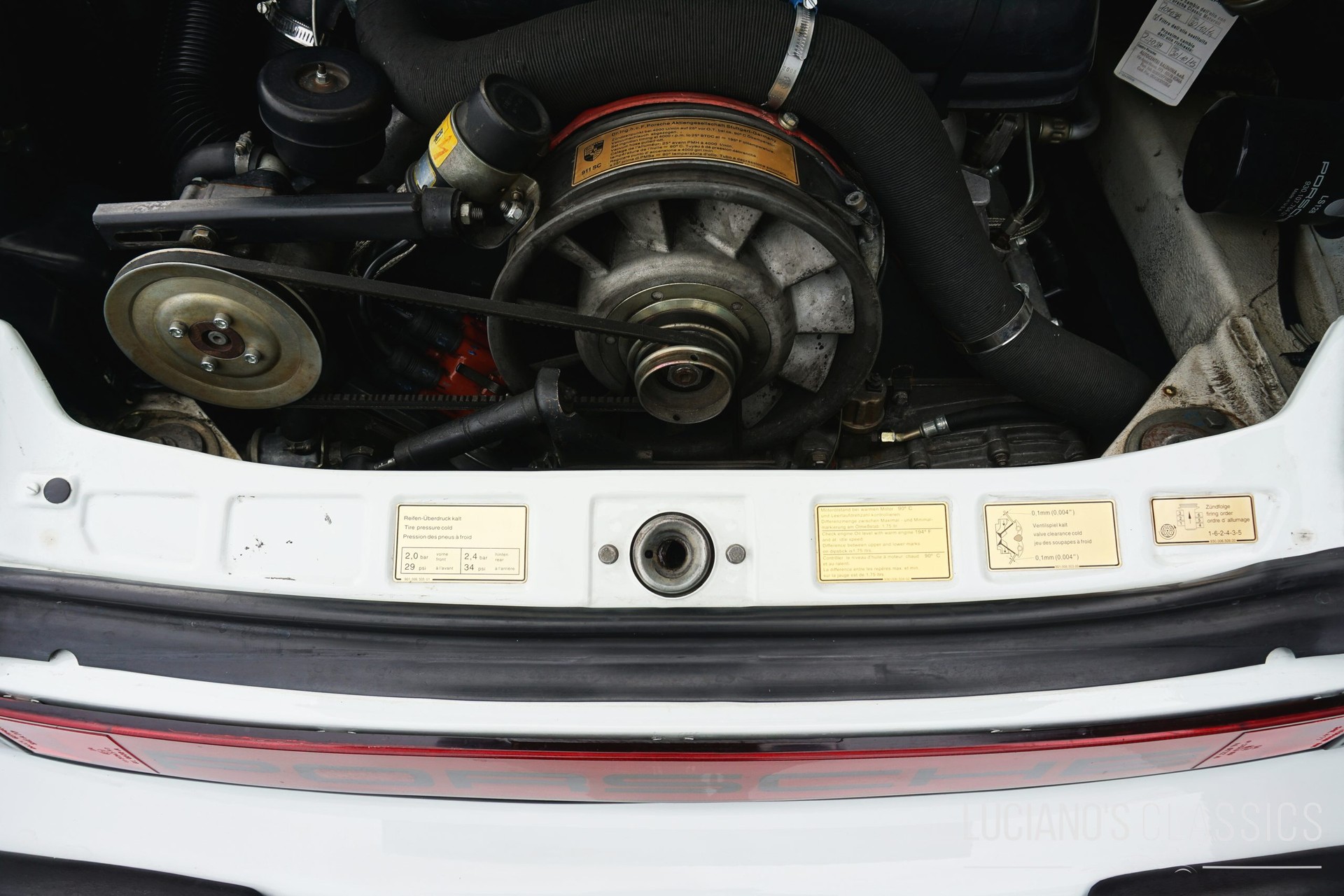 PORSCHE 911 Cabrio SC 3.0-image-6