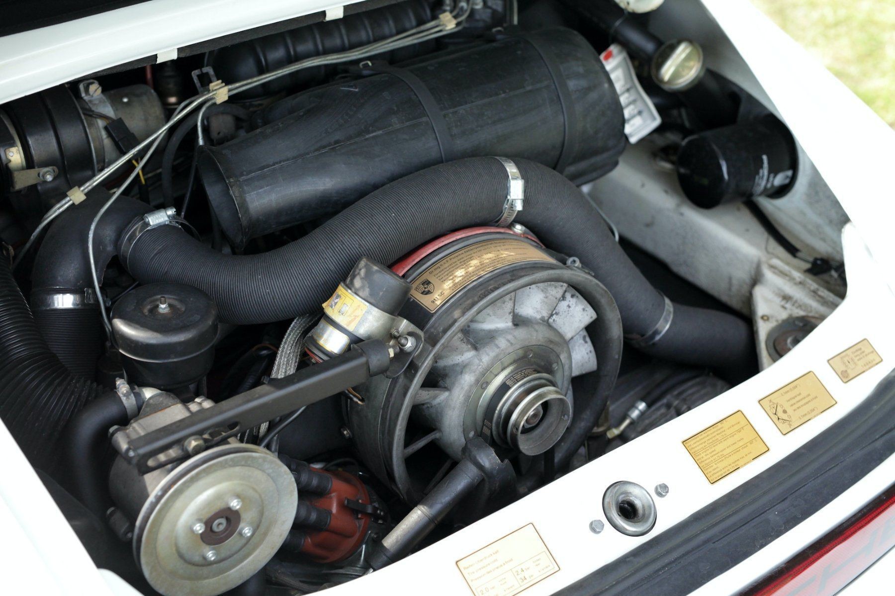 PORSCHE 911 Cabrio SC 3.0-image-5