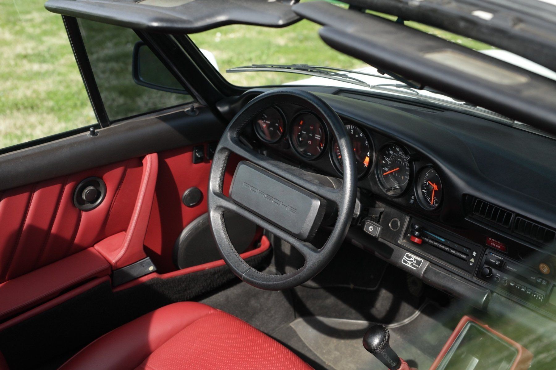 PORSCHE 911 Cabrio SC 3.0-image-7