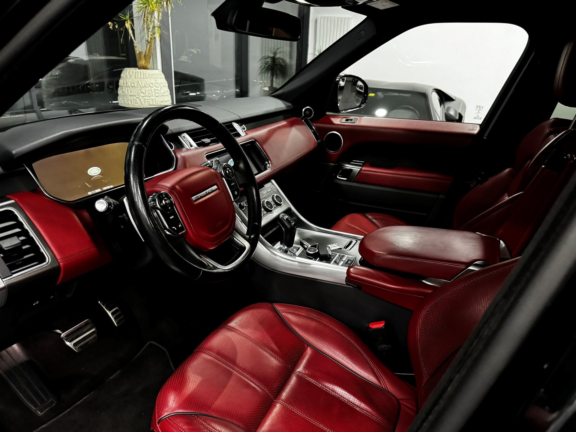LAND ROVER Range Rover Sport 3.0 V6 SC HSE Dynamic Automatic-image-4