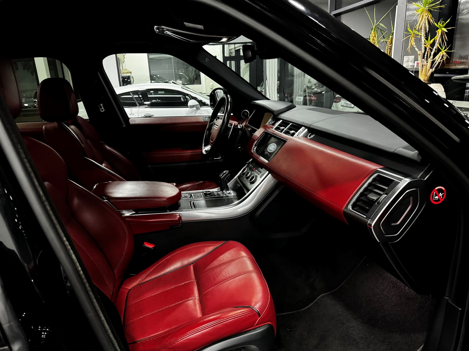 LAND ROVER Range Rover Sport 3.0 V6 SC HSE Dynamic Automatic-image-5