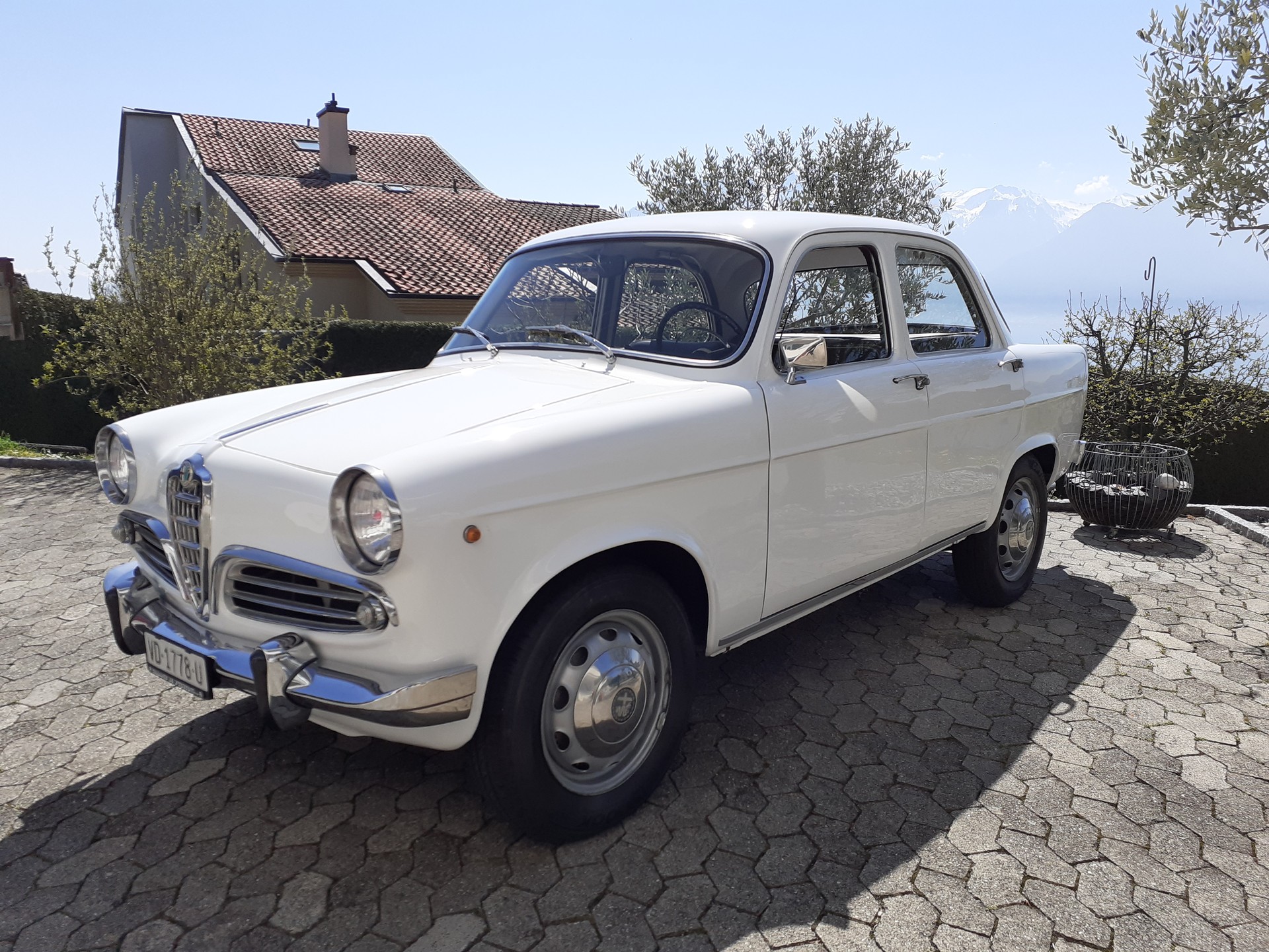 ALFA ROMEO GIULIETTA-image-4