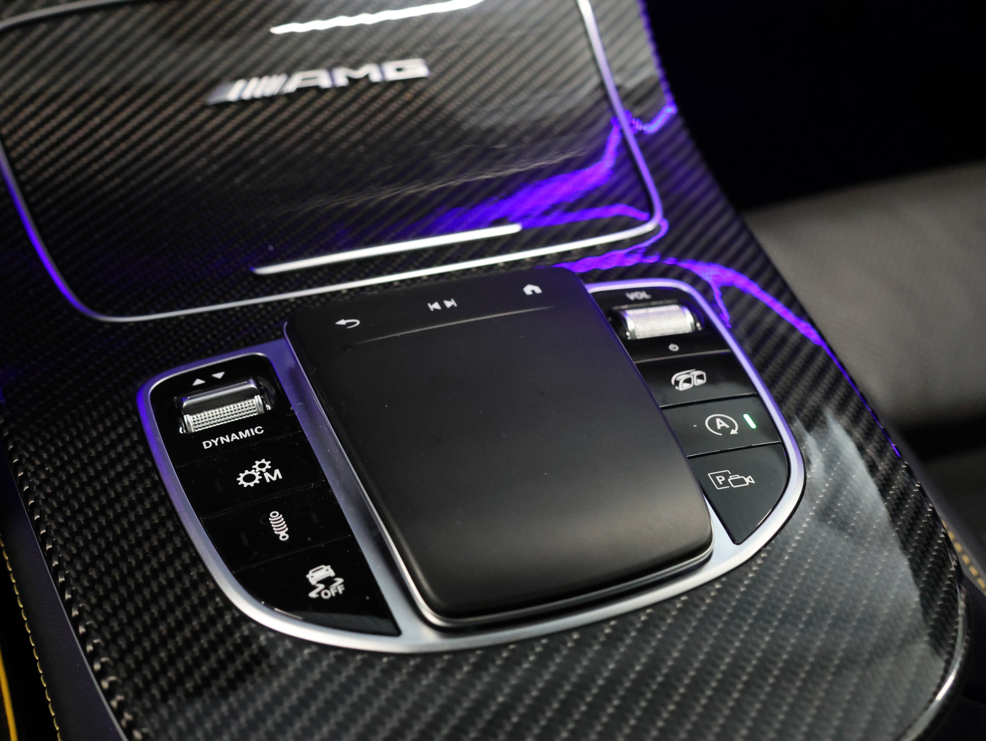 MERCEDES-BENZ AMG E 63 S 4Matic+ Speedshift 9G-TCT *Panorama*Carbon*Schalensitze*Burmester*-image-23