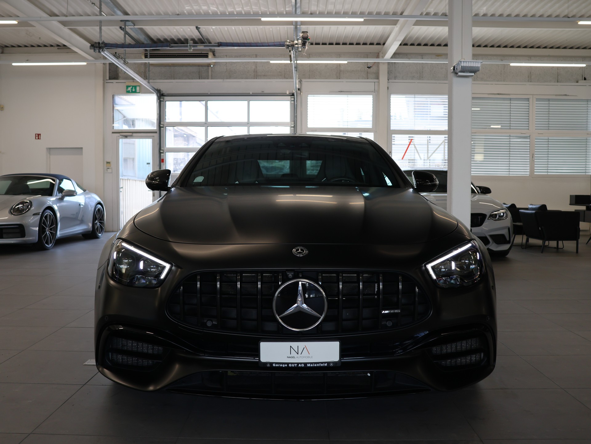 MERCEDES-BENZ AMG E 63 S 4Matic+ Speedshift 9G-TCT *Panorama*Carbon*Schalensitze*Burmester*-showroom-element-2