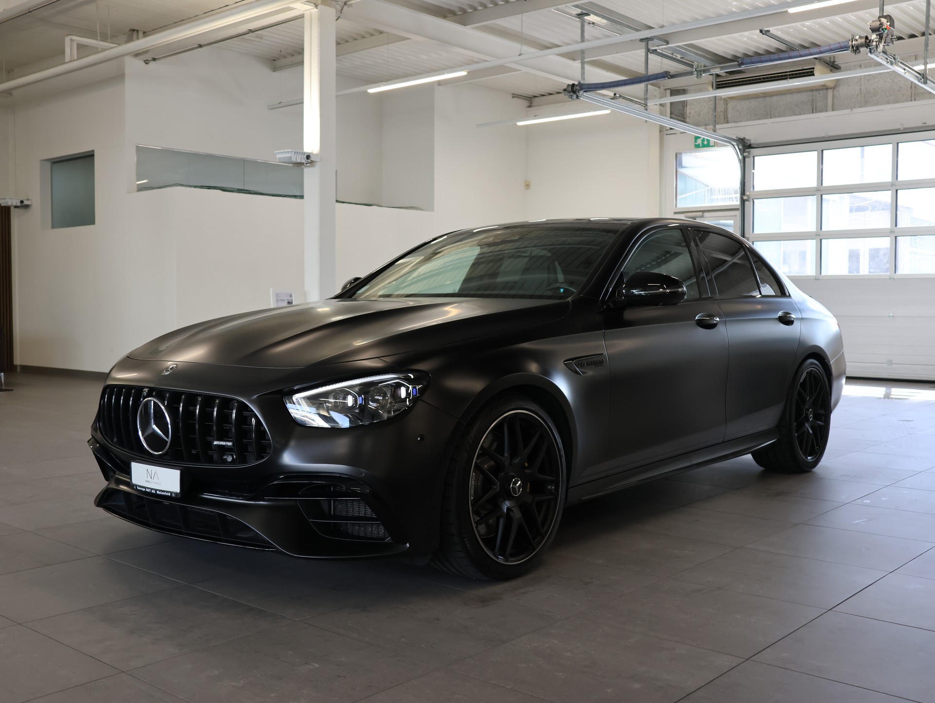 MERCEDES-BENZ AMG E 63 S 4Matic+ Speedshift 9G-TCT *Panorama*Carbon*Schalensitze*Burmester*-showroom-element-3