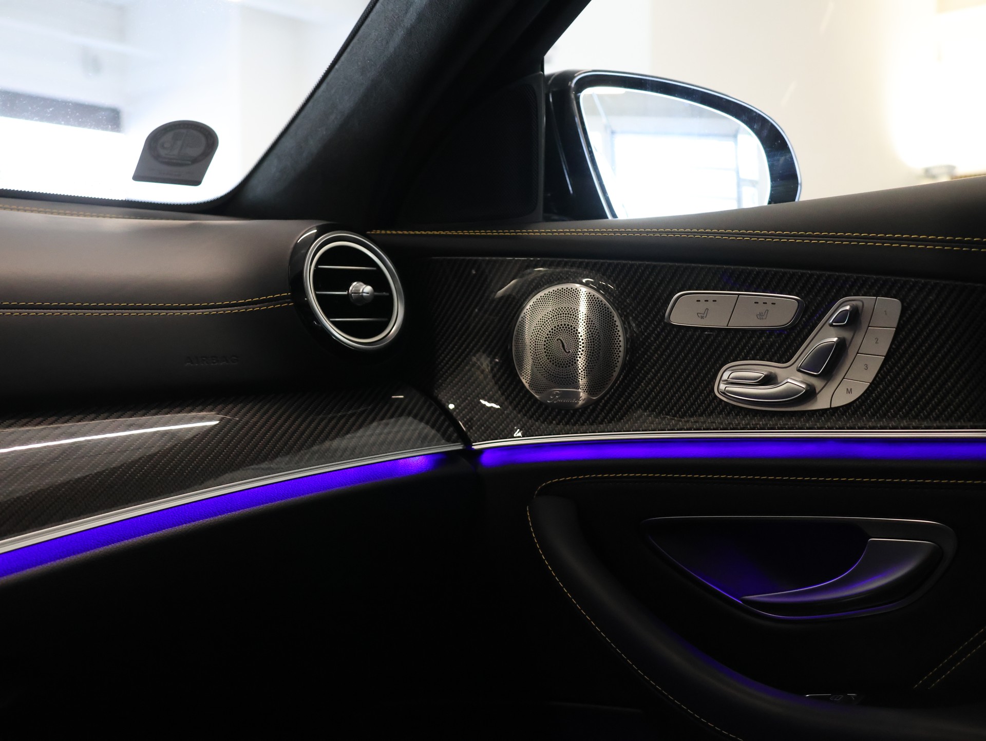 MERCEDES-BENZ AMG E 63 S 4Matic+ Speedshift 9G-TCT *Panorama*Carbon*Schalensitze*Burmester*-image-19