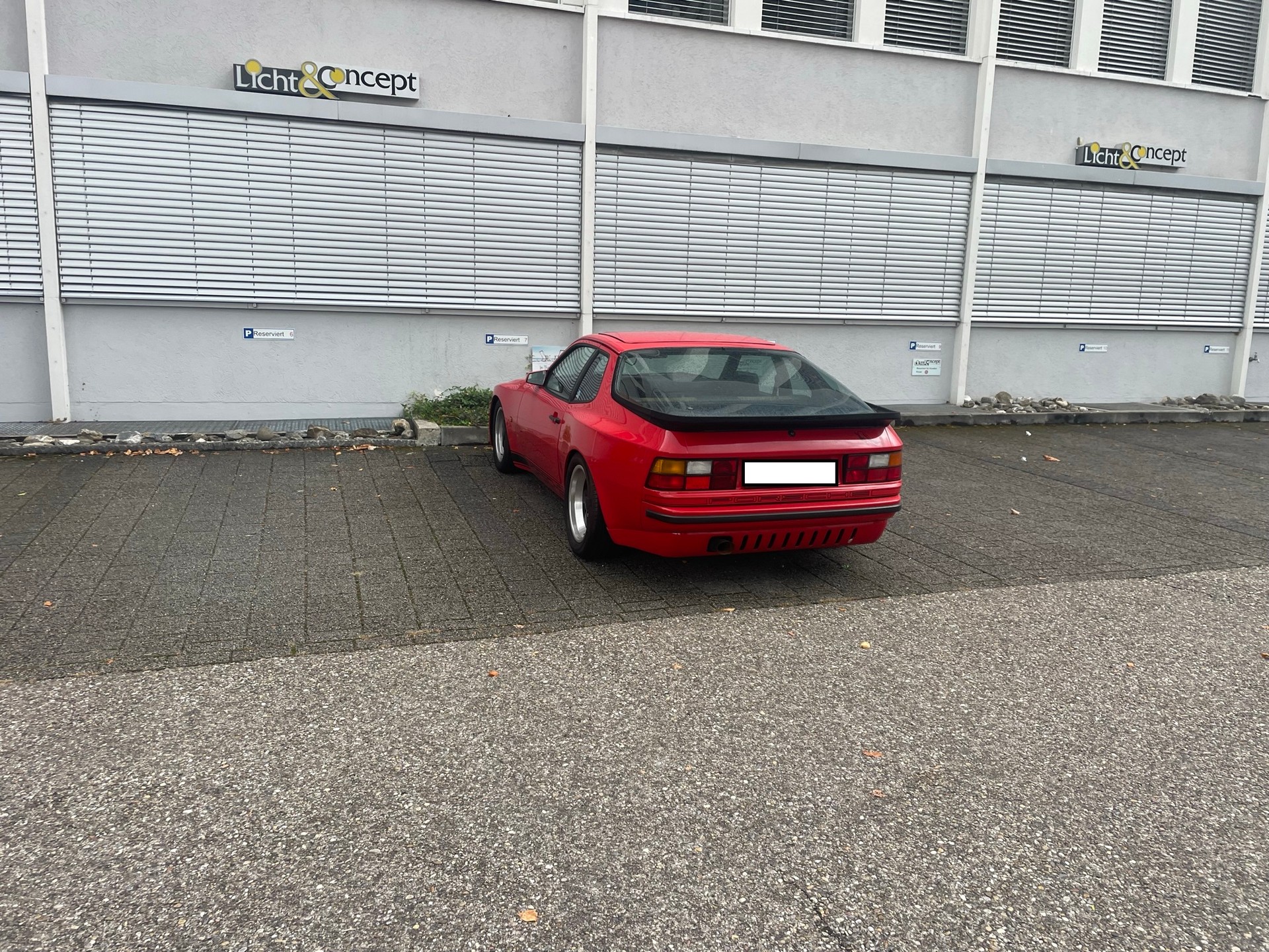 PORSCHE 944-image-10