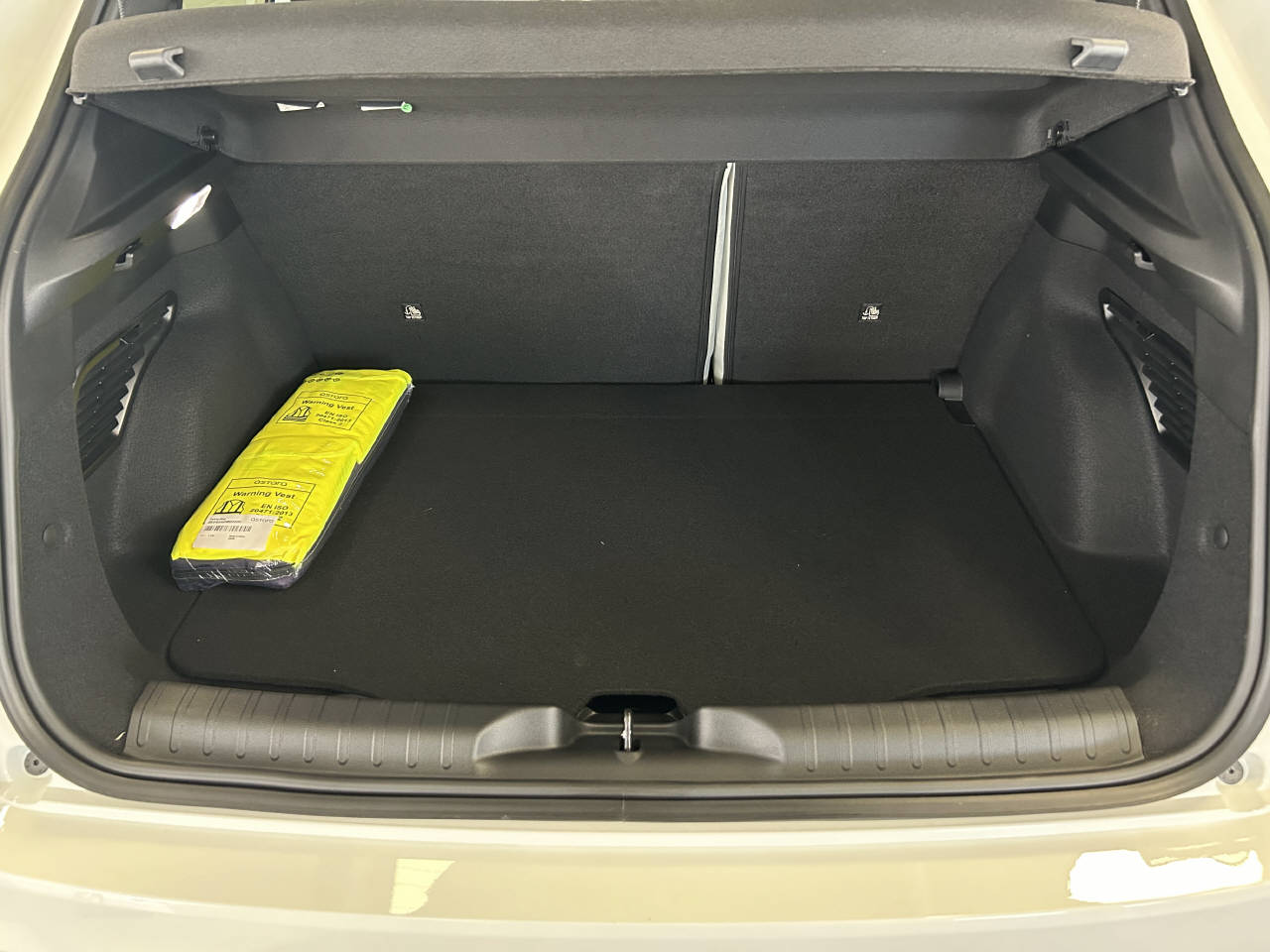 FIAT 600 1.2 Hybrid La Prima-image-9