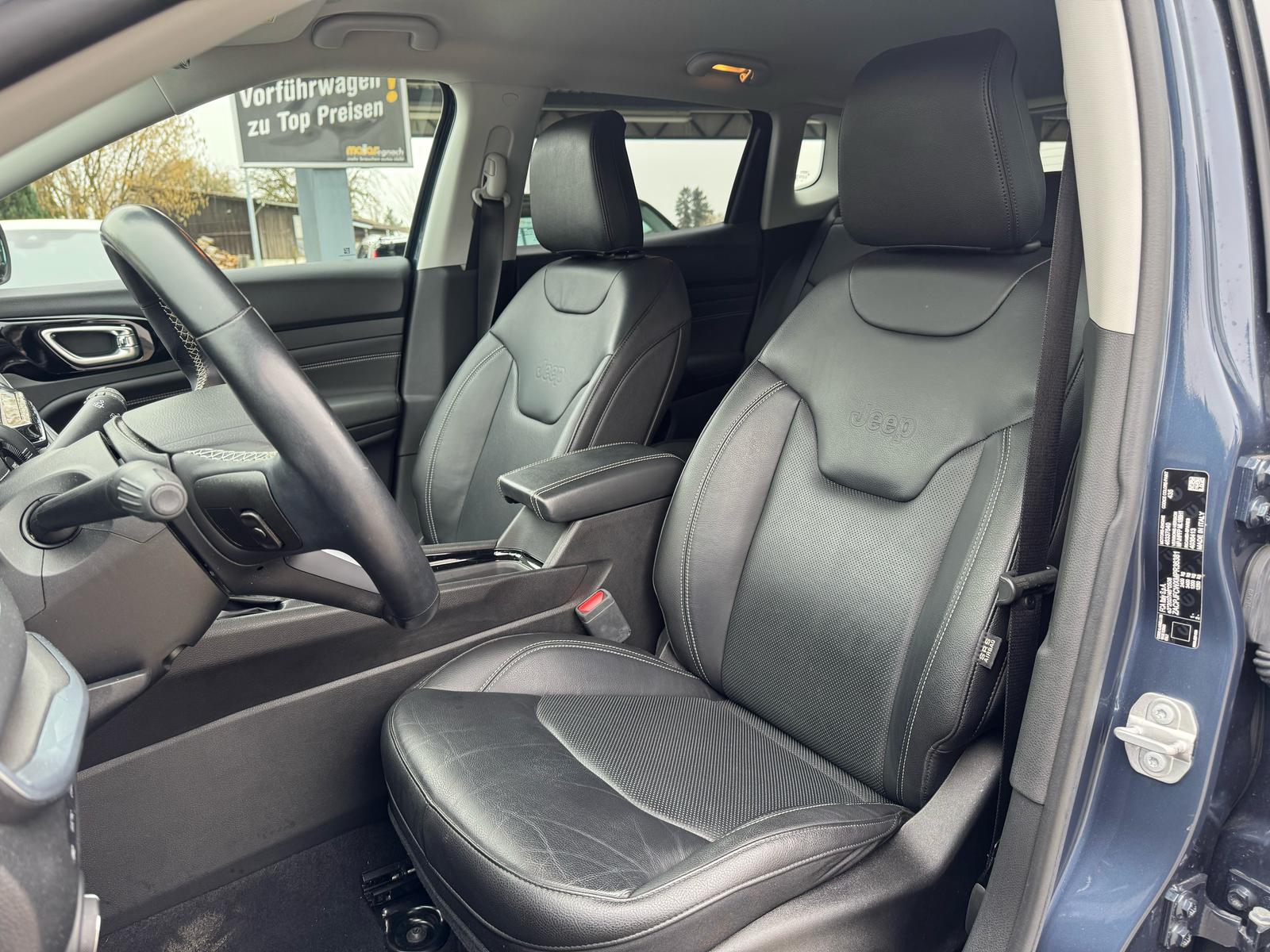 JEEP Compass 1.3 T PHEV Limited AWD-image-9