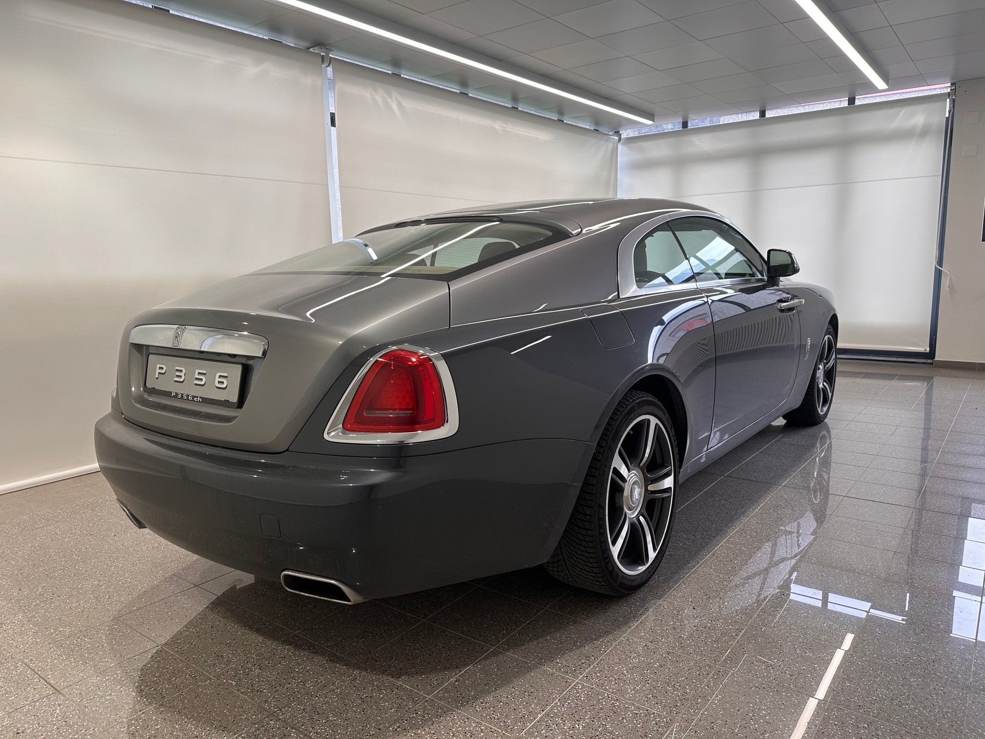 ROLLS-ROYCE Wraith 6.6 V12-image-2