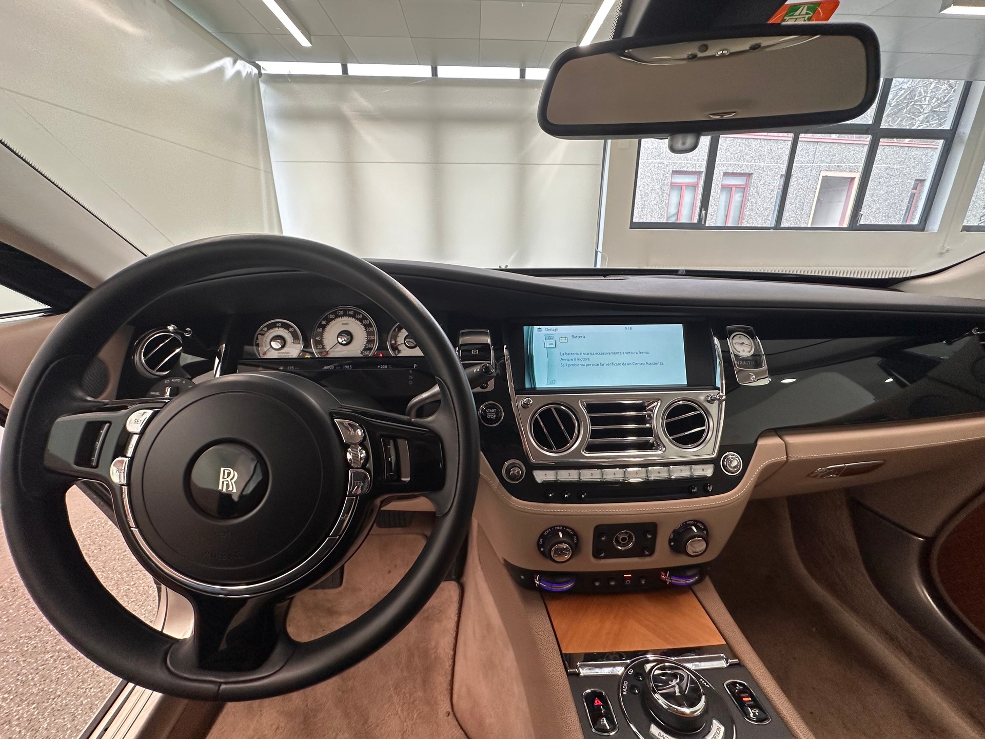 ROLLS-ROYCE Wraith 6.6 V12-image-9