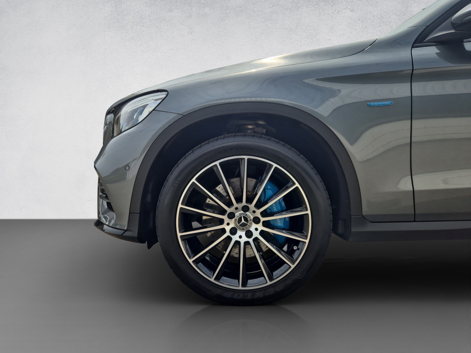 MERCEDES-BENZ GLC 350 e AMG Line 4Matic-image-5