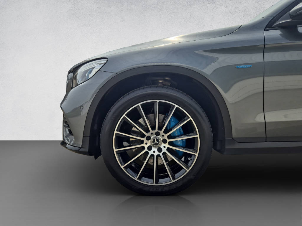 MERCEDES-BENZ GLC 350 e AMG Line 4Matic-image-6