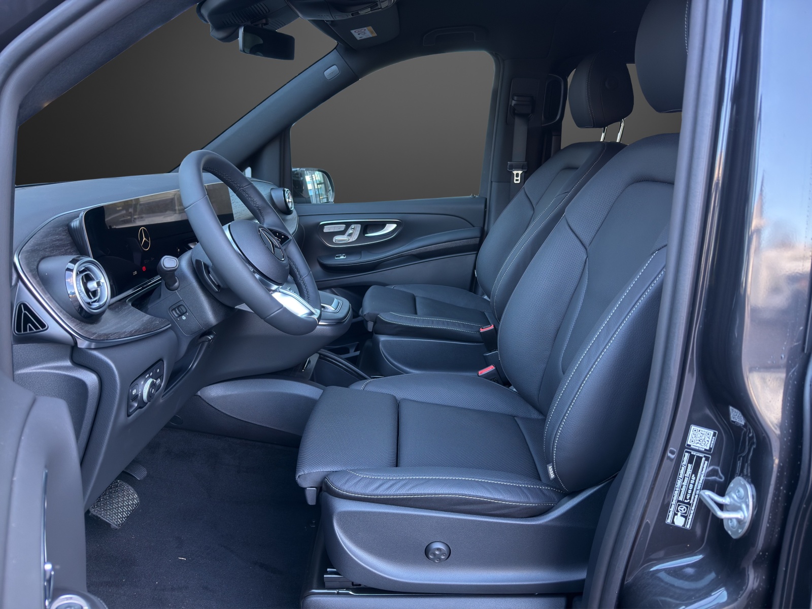 MERCEDES-BENZ V 300 d lang Avantgarde 4Matic 9G-Tronic-image-6