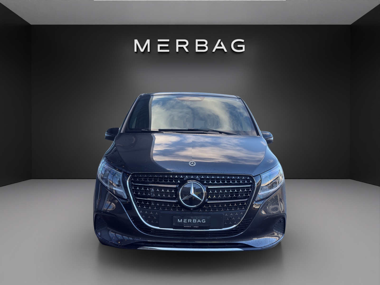 MERCEDES-BENZ V 300 d lang Avantgarde 4Matic 9G-Tronic-image-5