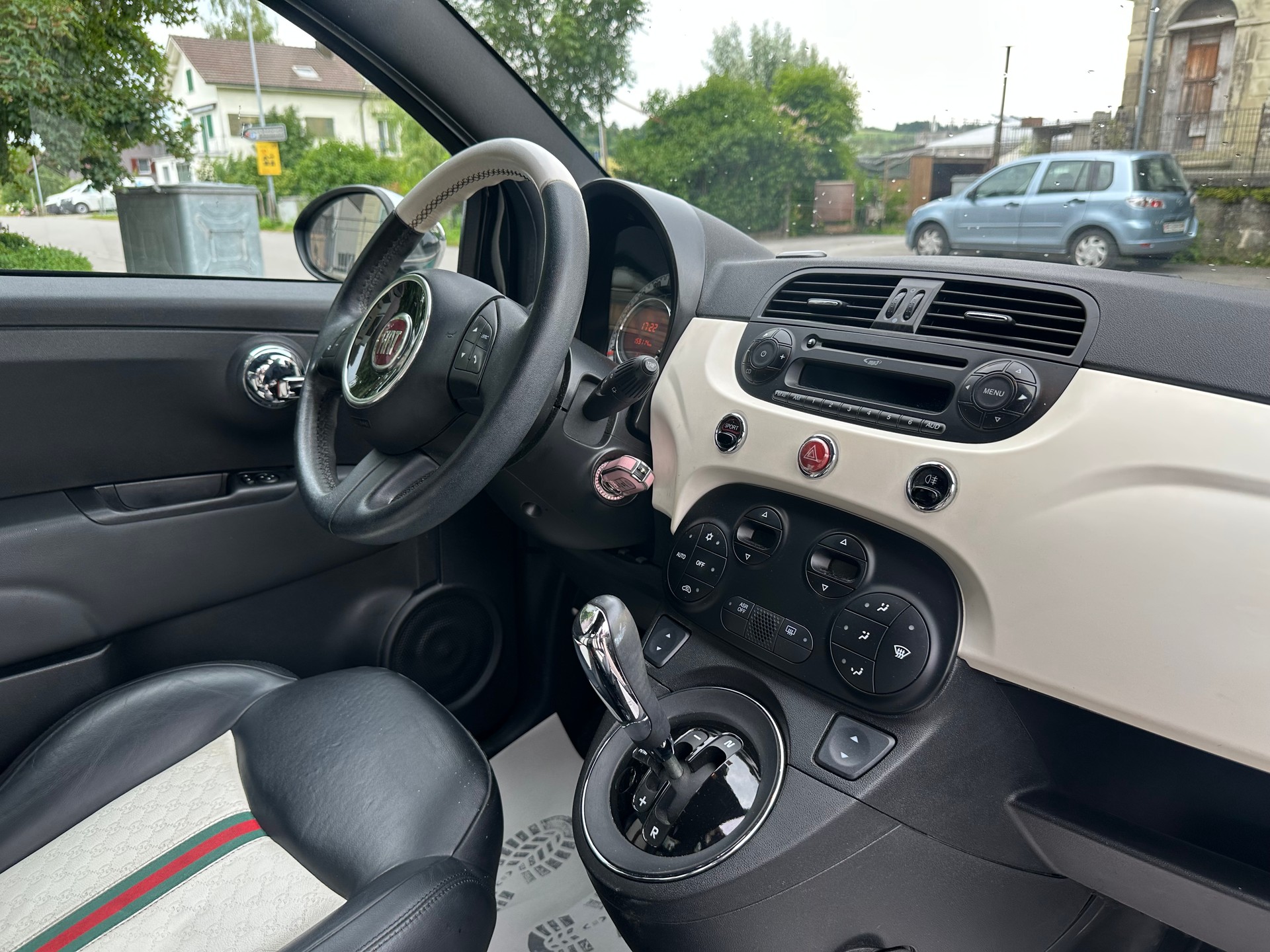 FIAT 500 1.4 16V by Gucci Dualogic-image-11