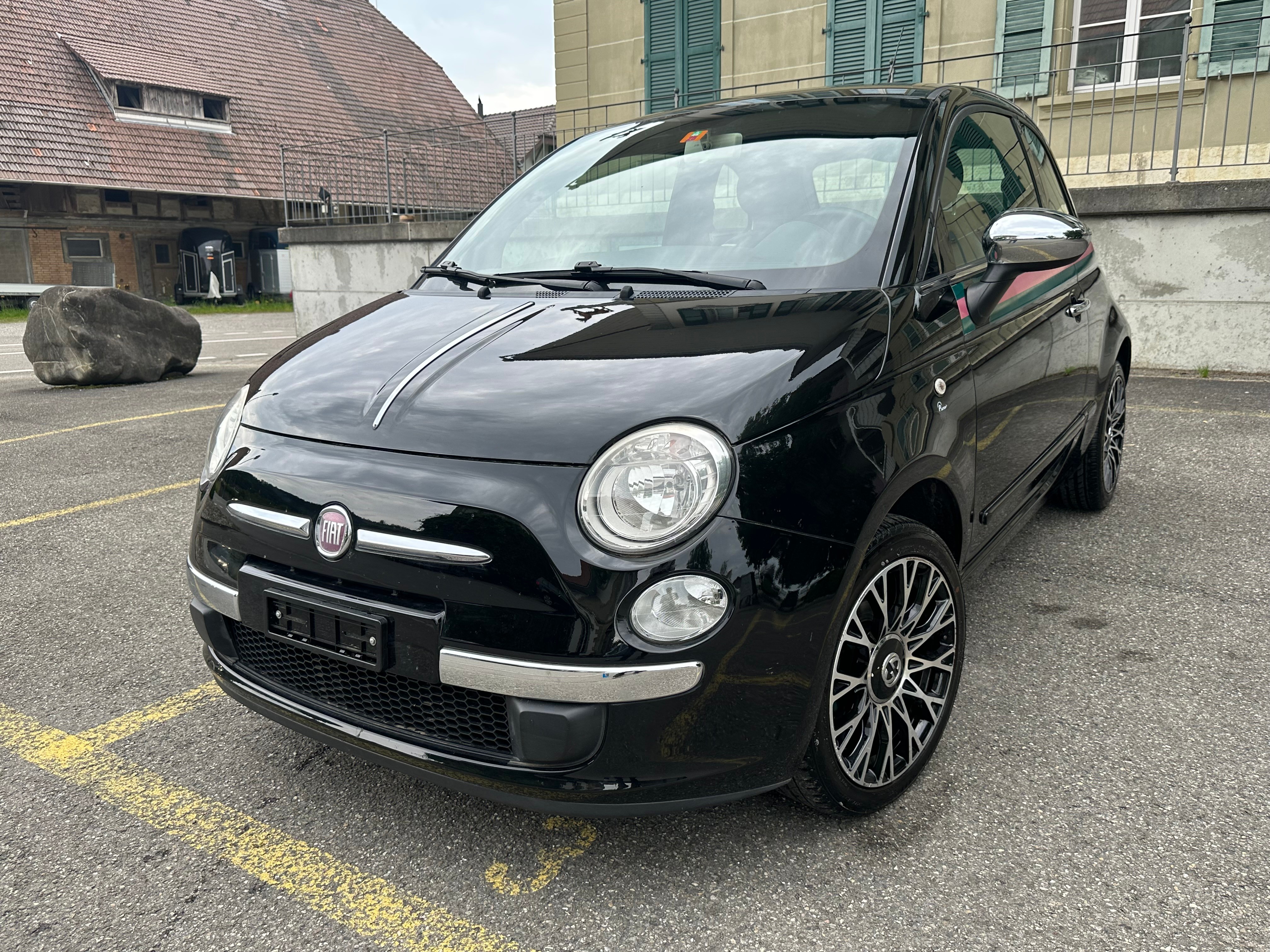 Car photo