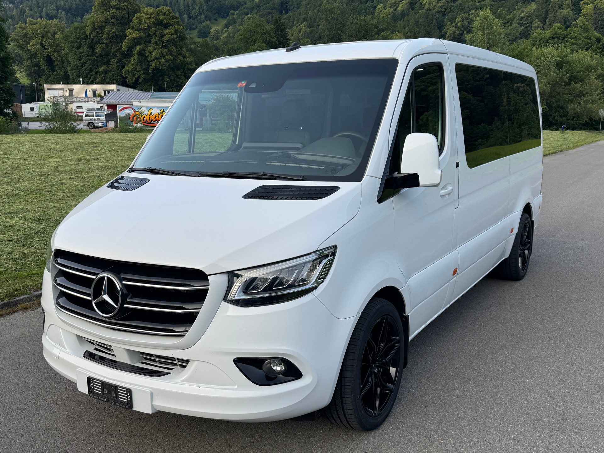 MERCEDES-BENZ 214 CDI 8 Plätzer