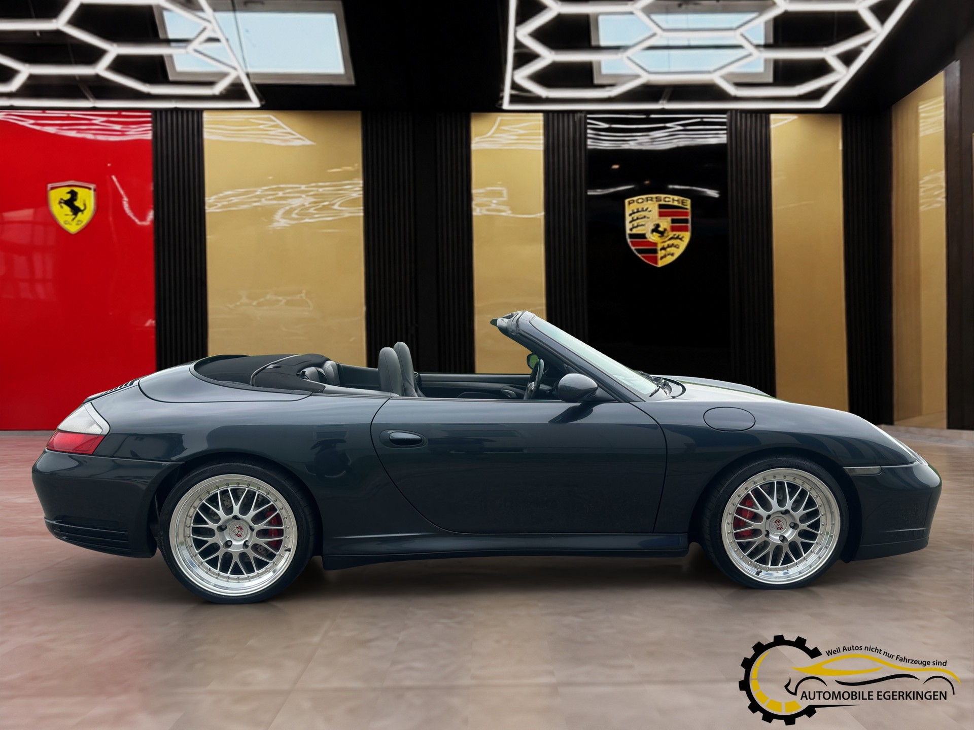 PORSCHE 911 Carrera 4 S Cabrio-showroom-element-3