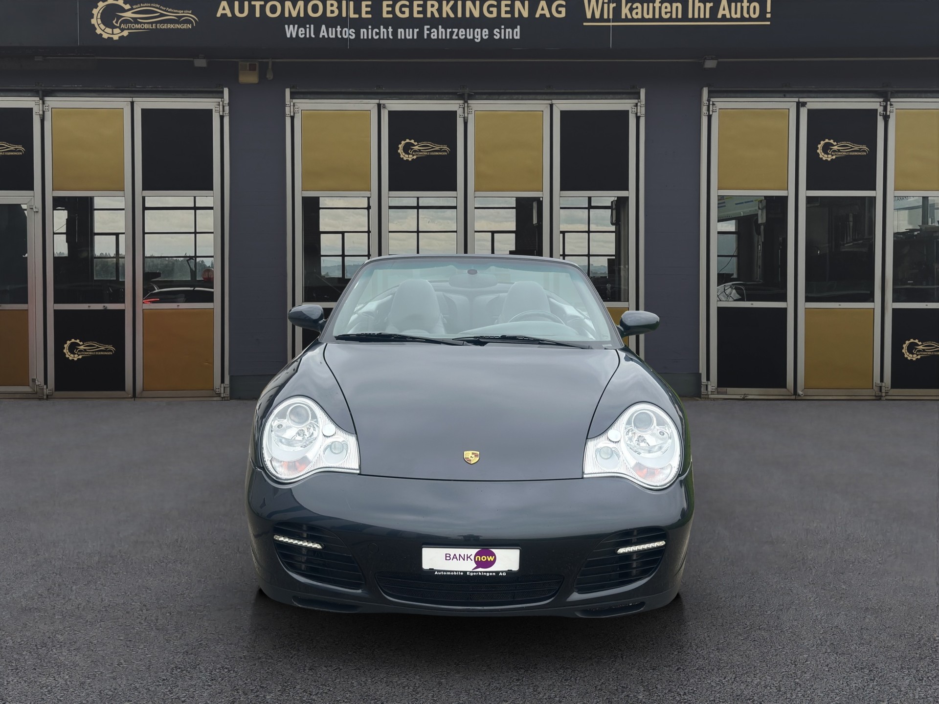 PORSCHE 911 Carrera 4 S Cabrio-image-1