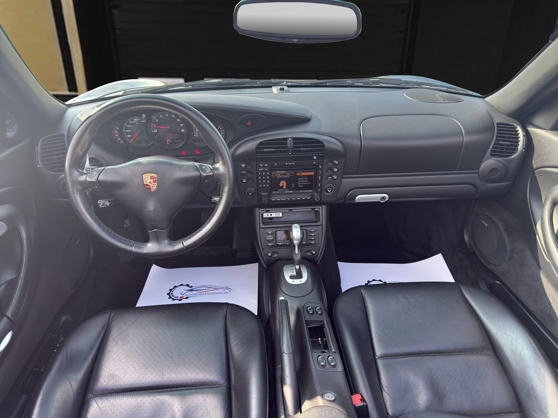 PORSCHE 911 Carrera 4 S Cabrio-image-10