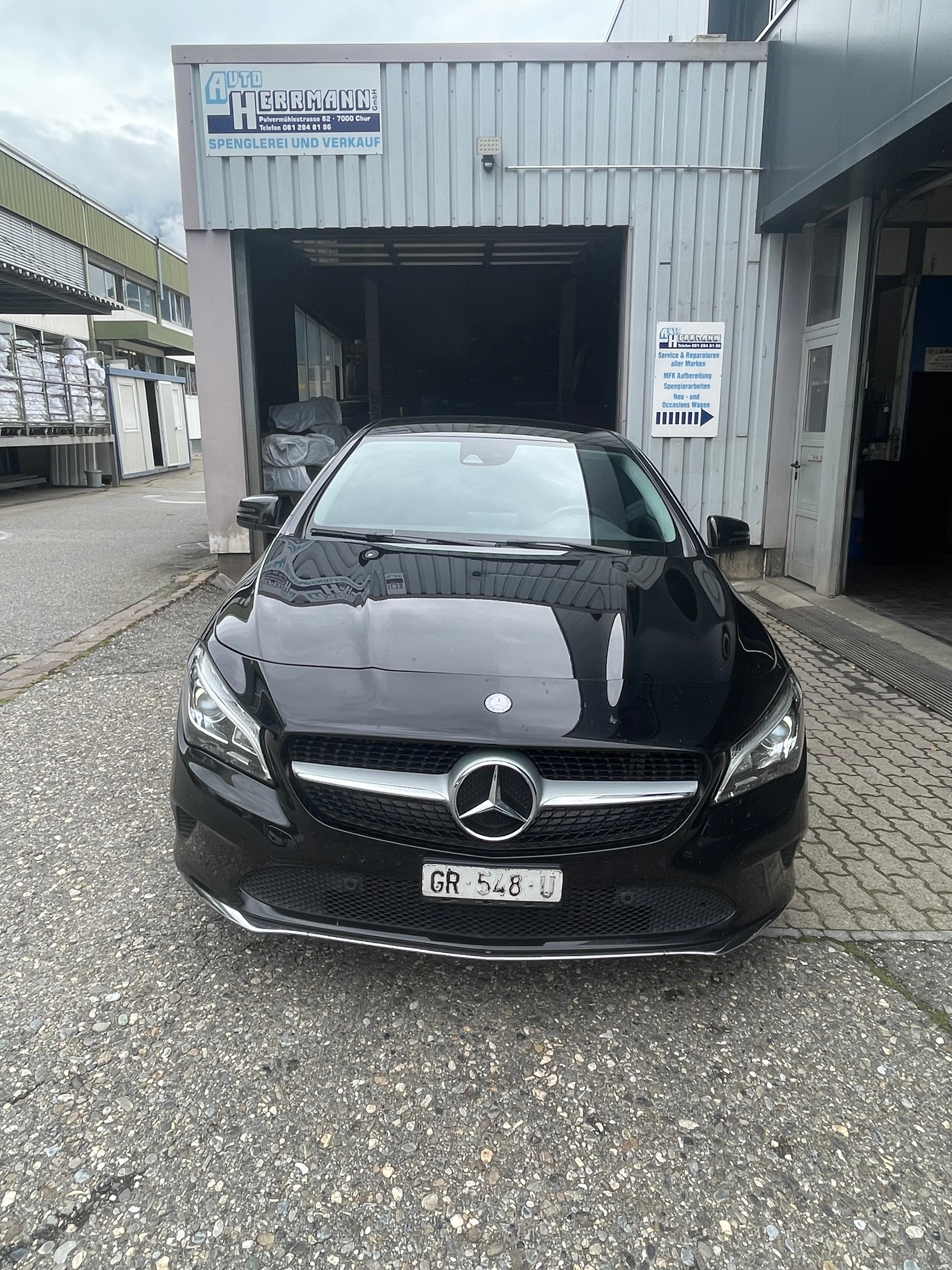 MERCEDES-BENZ CLA Shooting Brake 220 4Matic 7G-DCT