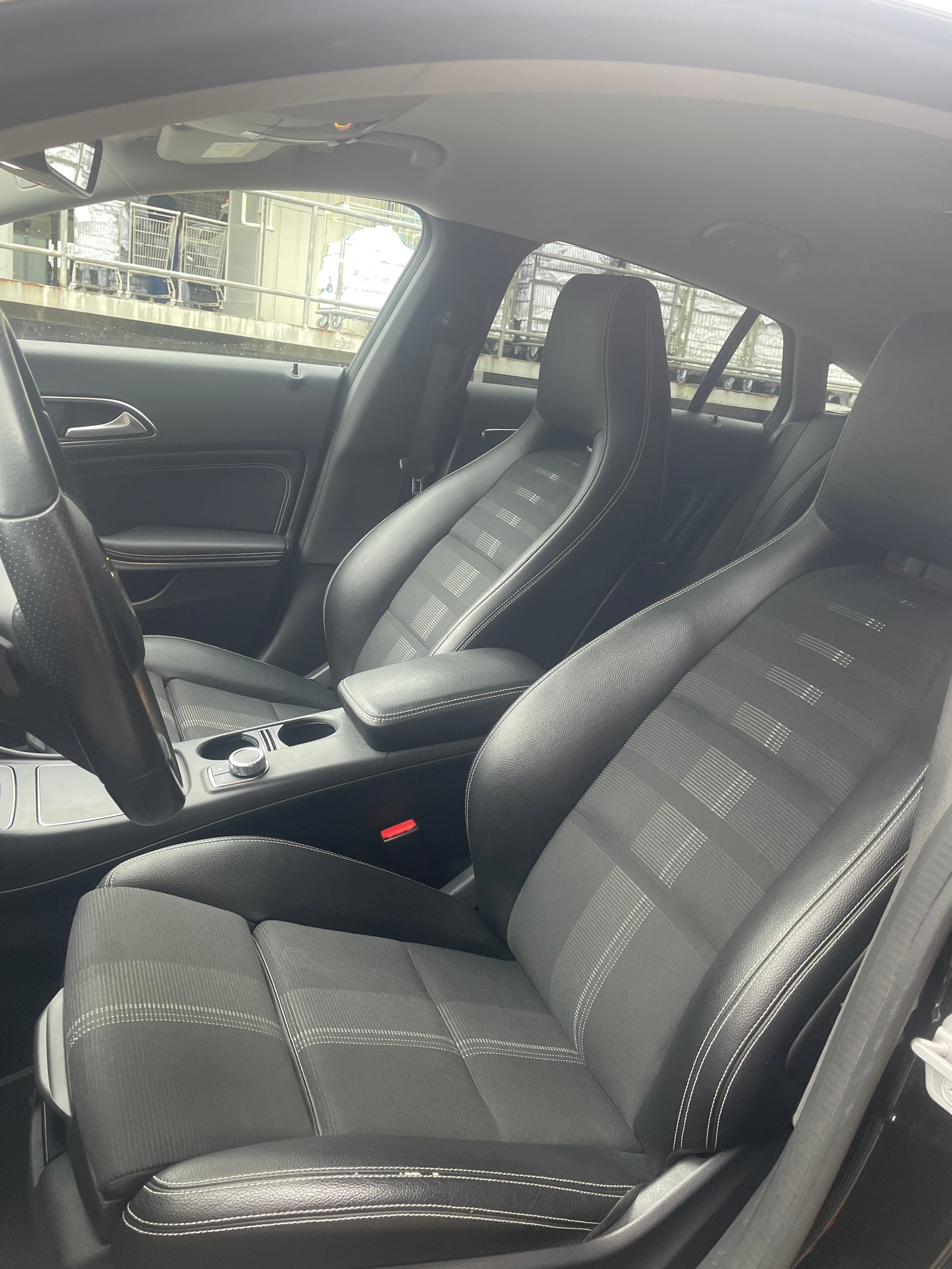 MERCEDES-BENZ CLA Shooting Brake 220 4Matic 7G-DCT-image-5