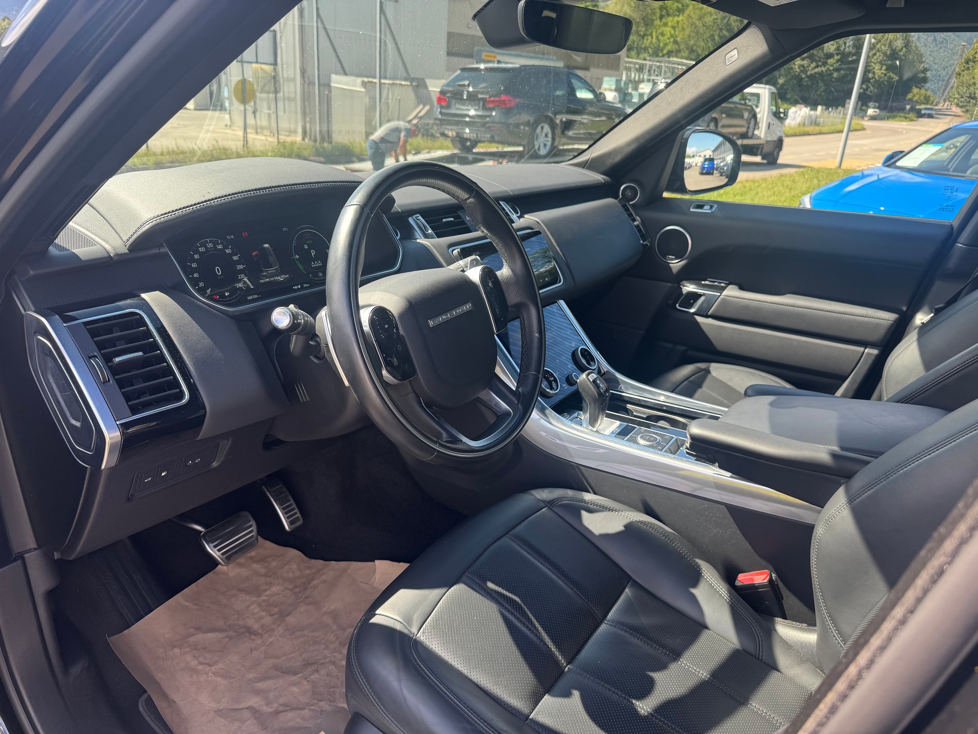 LAND ROVER Range Rover Sport P400e 2.0 I4 PHEV HSE Automatic-image-9