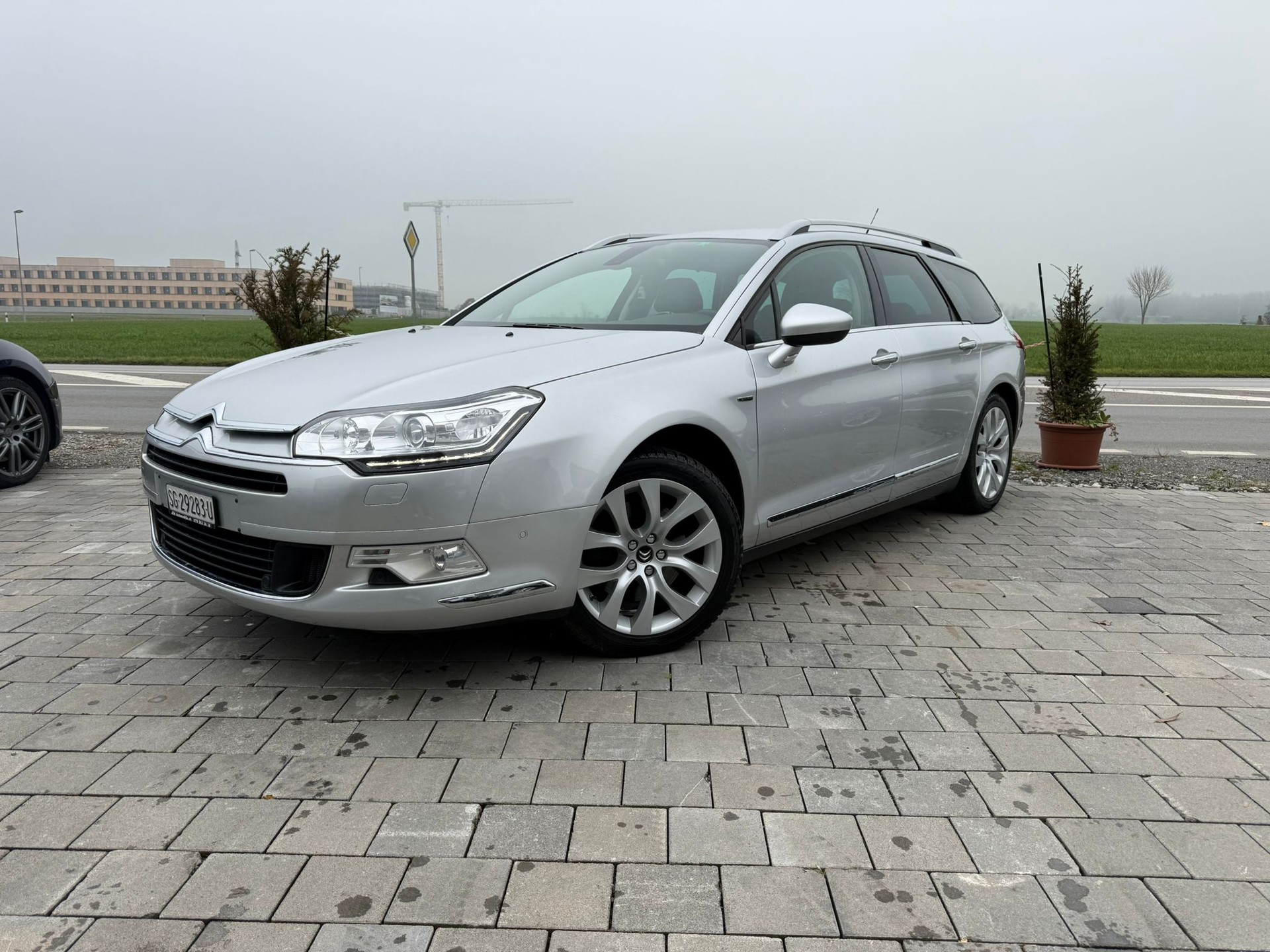 CITROEN C5 Tourer 2.2 HDi Exclusive Automatic-image-0