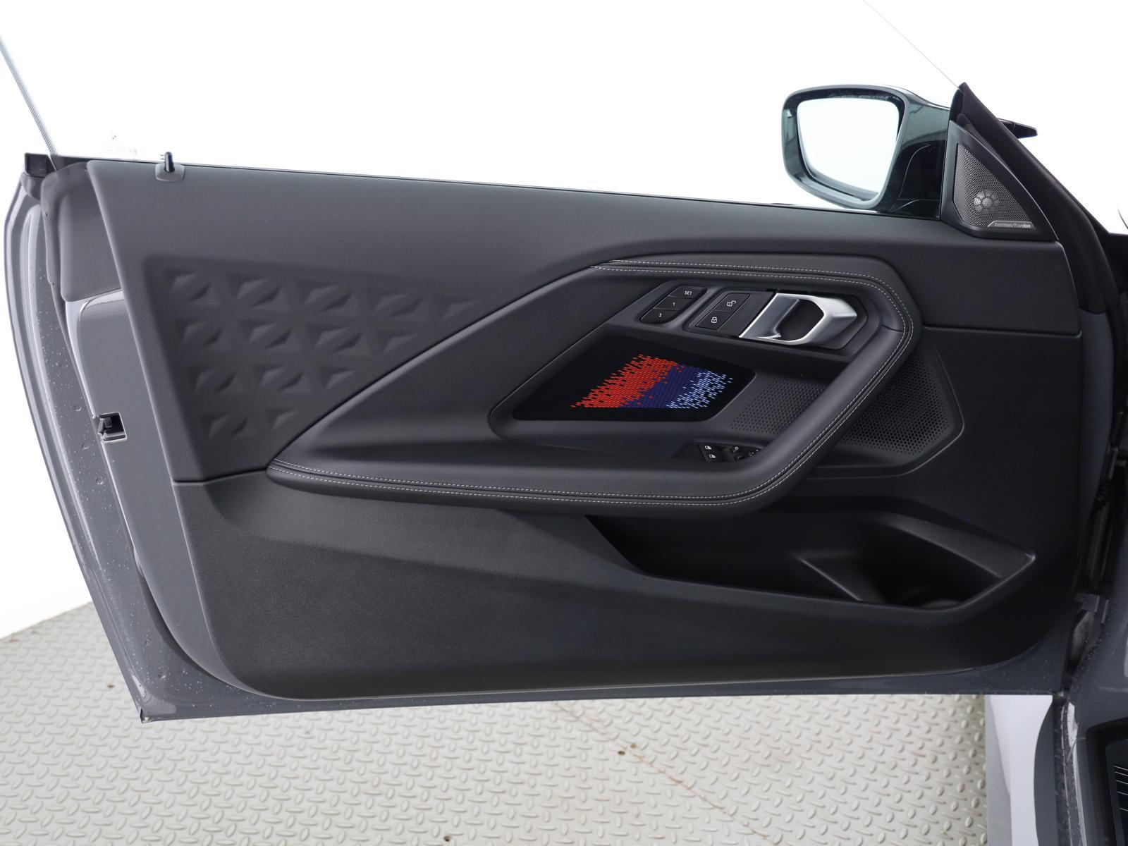 BMW M2 Steptronic-image-8